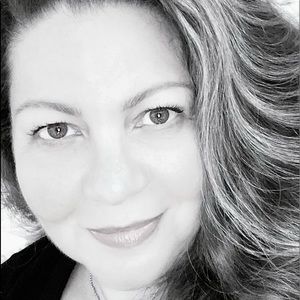 Meet your Posher, Hilda